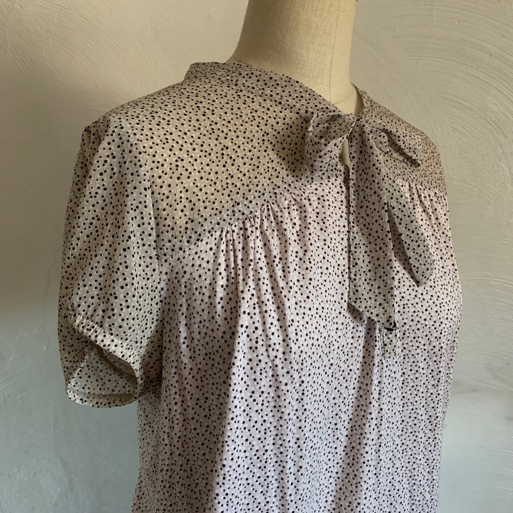 LOFT Polka Dot Office Casual Blouse - pussybow princess sleeve Neutral minimal - Picture 4 of 9